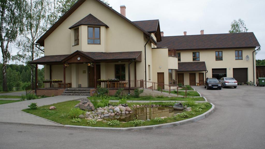 Rudzupukes Hotel Svente Екстериор снимка