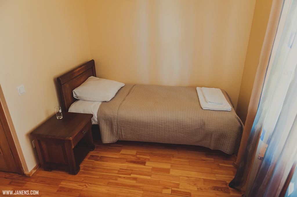 Rudzupukes Hotel Svente Екстериор снимка