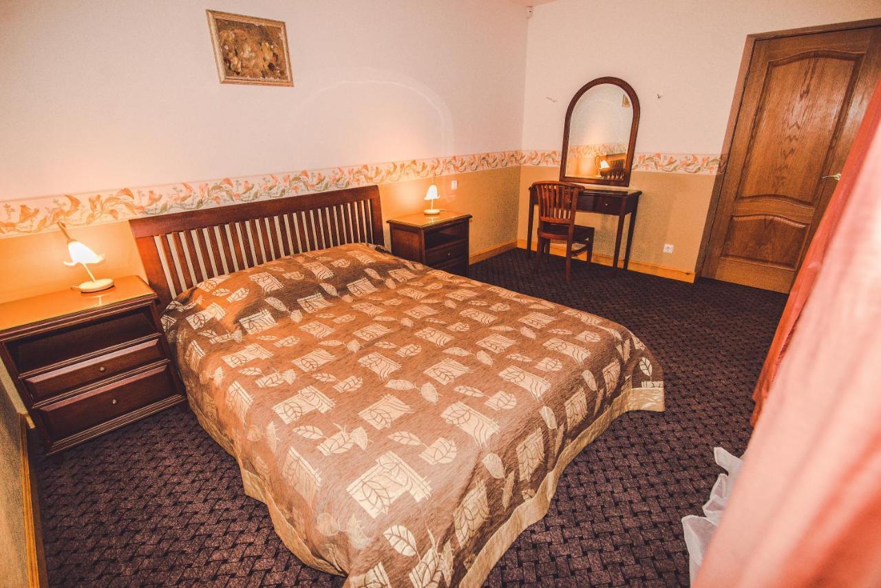 Rudzupukes Hotel Svente Екстериор снимка
